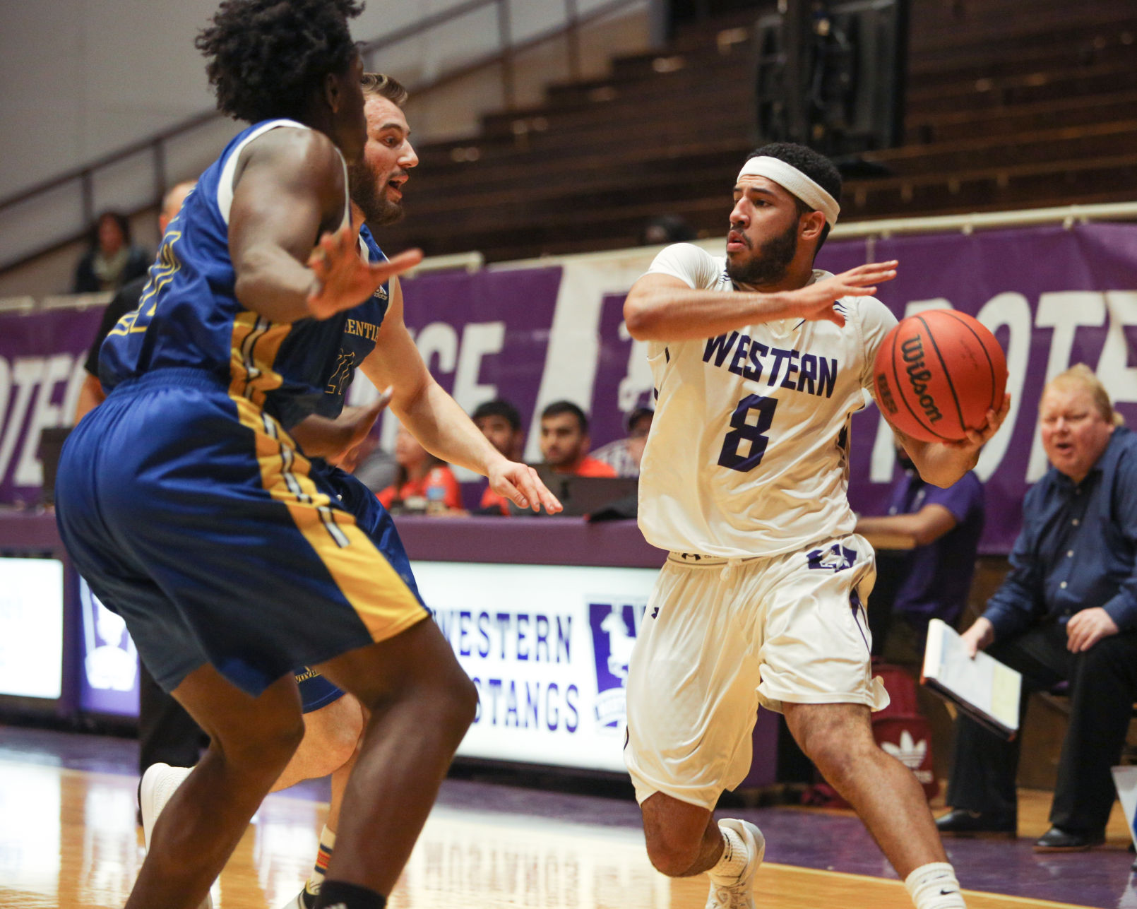 men's basketball vs laurentian - liam